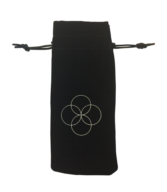 Gemstone beauty roller in black pouch